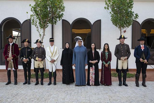 سمو الشيخ منصور بن زايد يفتتح مركز "أبوظبي للفنون الفروسية"